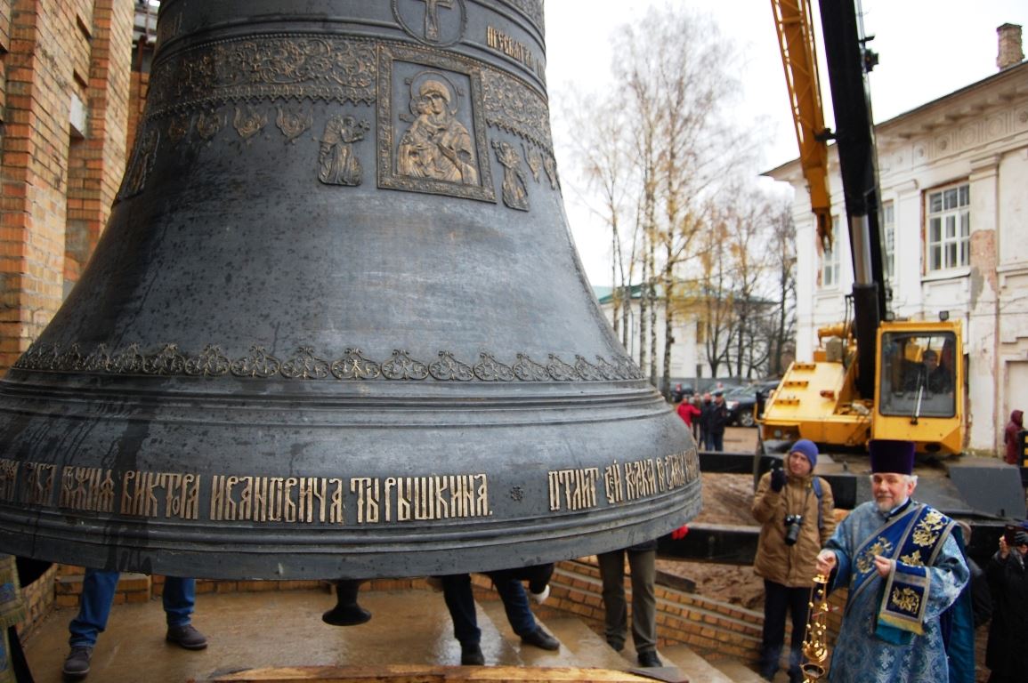 В Нижегородский Кремль привезли колокола